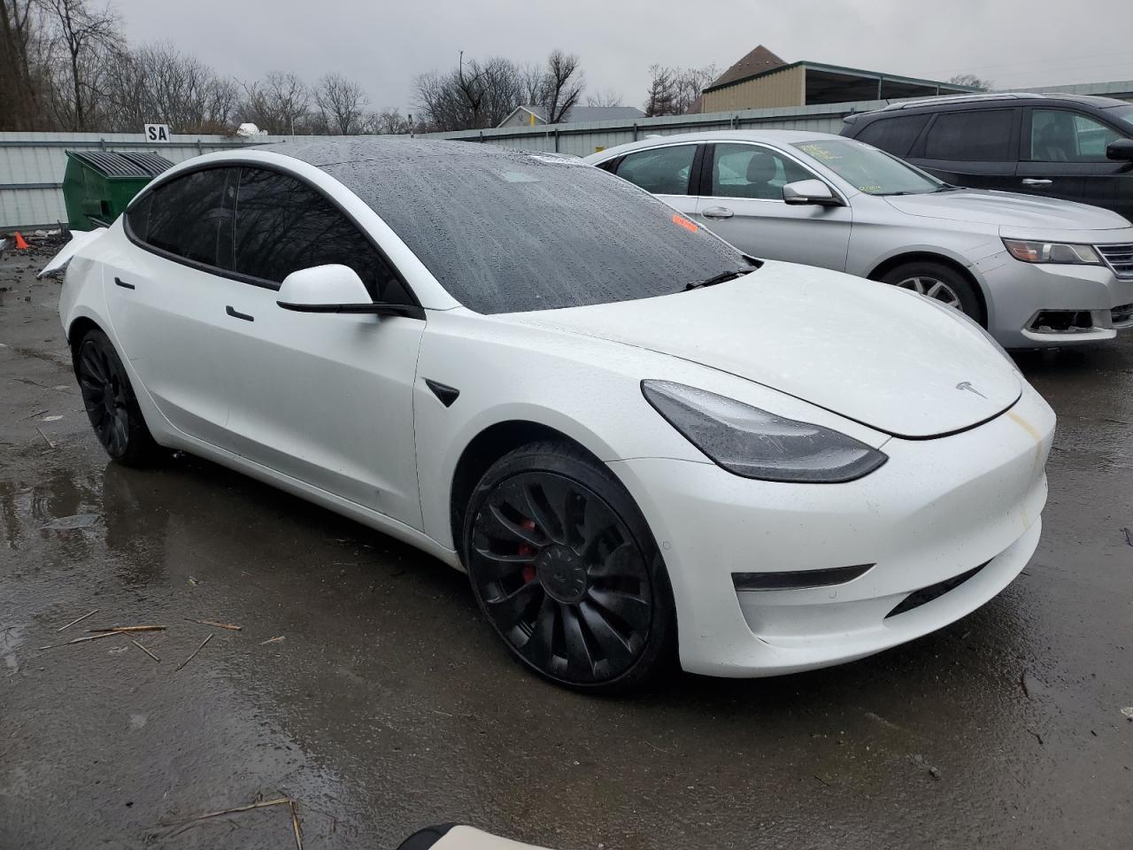 2022 TESLA MODEL 3 - Фото 4