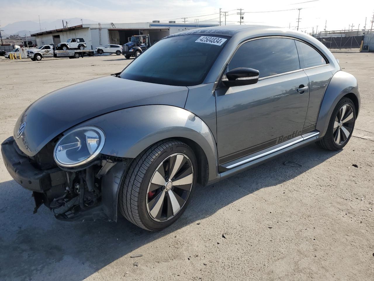 2012 VOLKSWAGEN BEETLE TUR