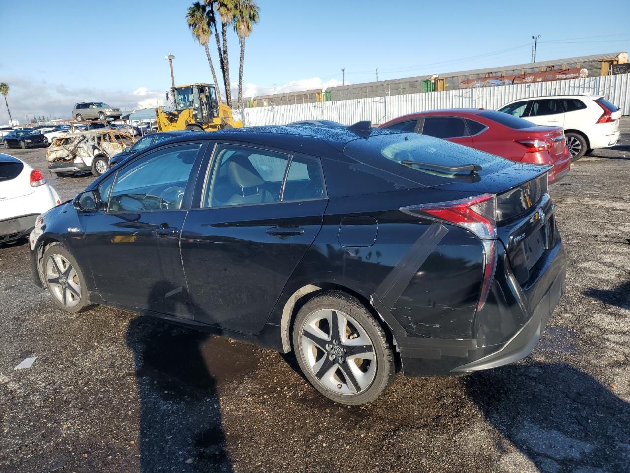 2016 TOYOTA PRIUS - Image 2