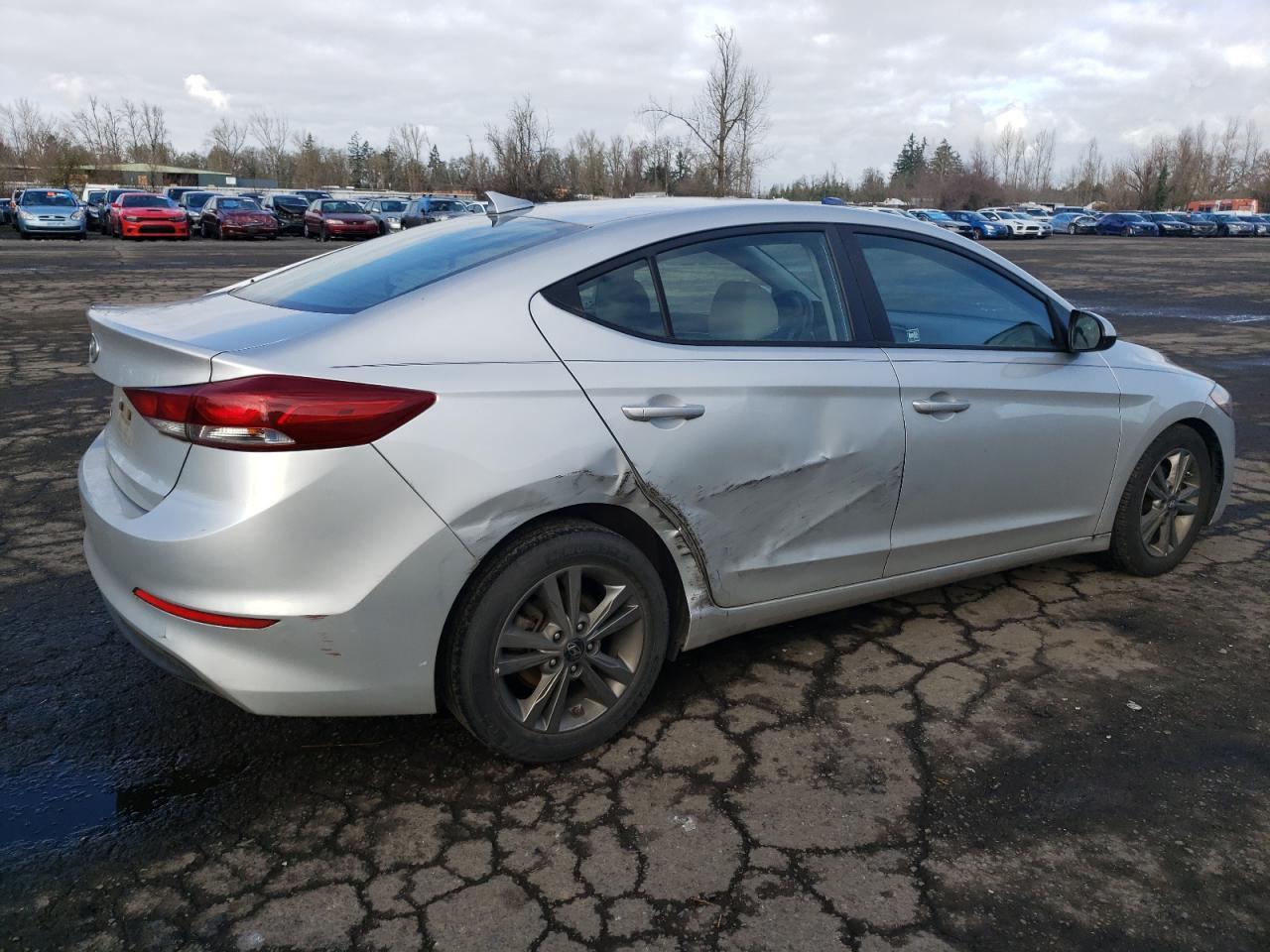 2018 HYUNDAI ELANTRA SE - Image 3