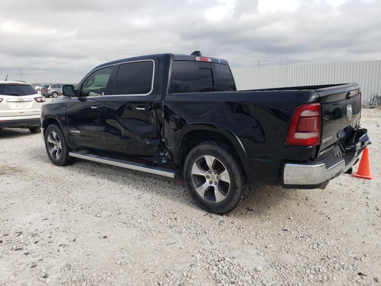 2019 RAM 1500 LARAM - Image 2