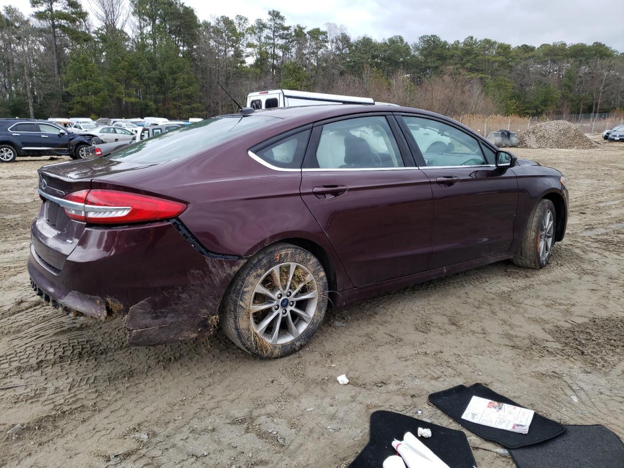 2017 FORD FUSION SE - Фото 3