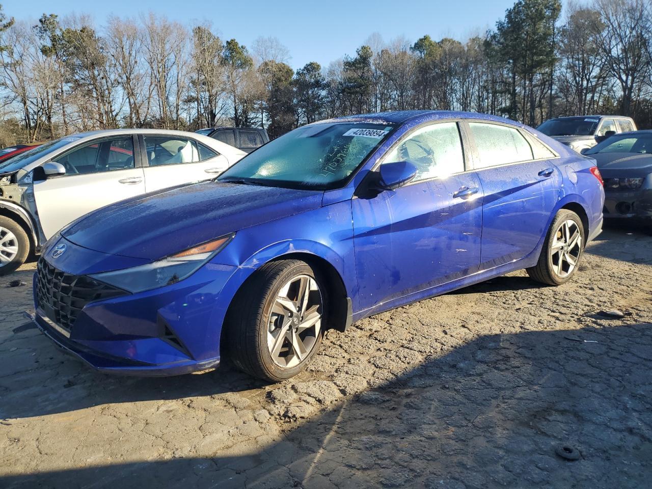 2023 HYUNDAI ELANTRA SE