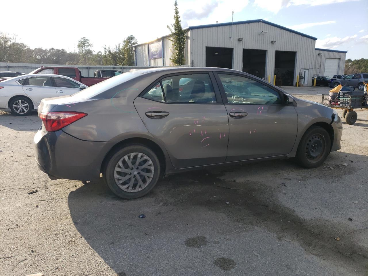 2019 TOYOTA COROLLA L - Image 3