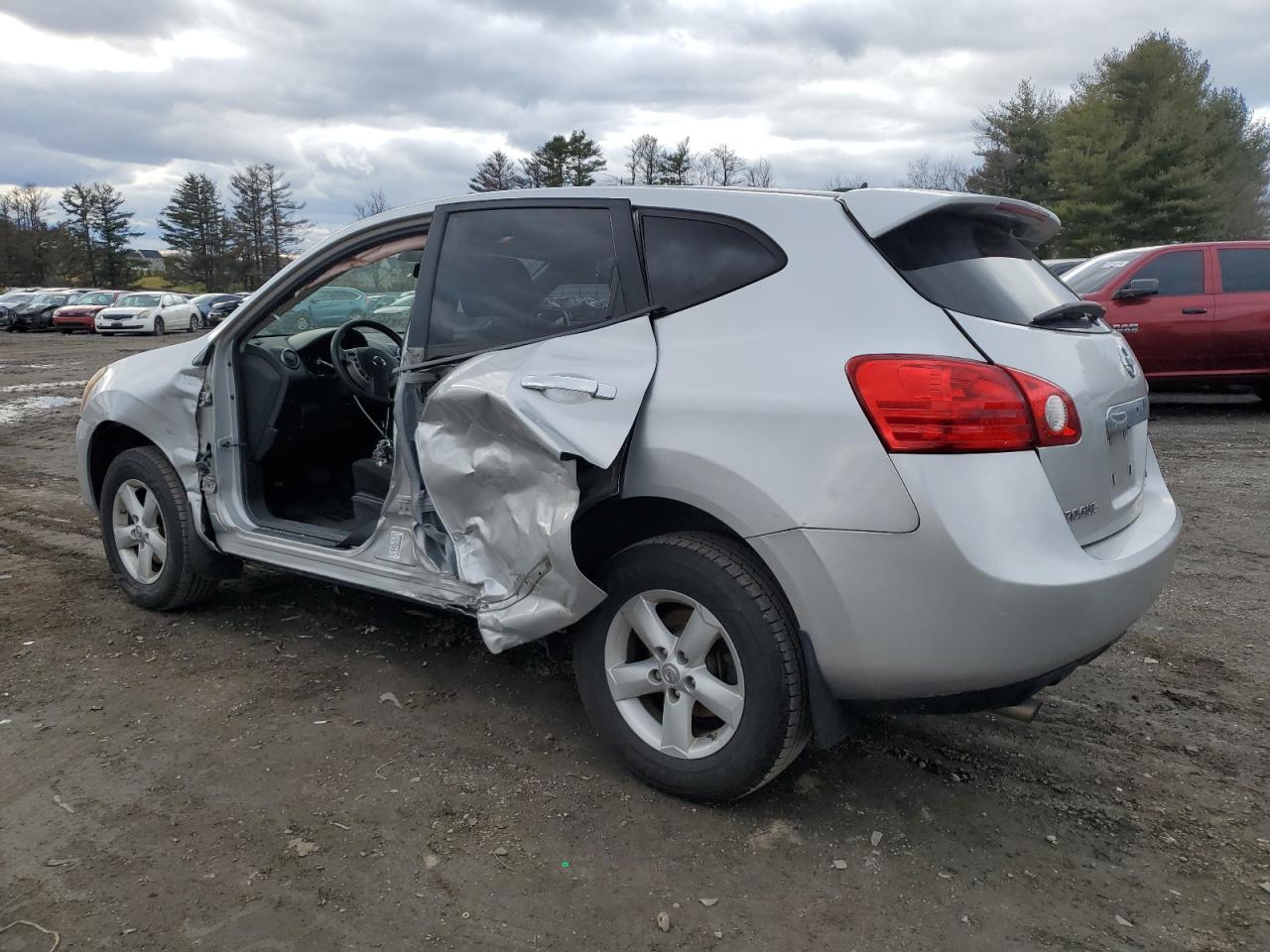 2013 NISSAN ROGUE S - Фото 2