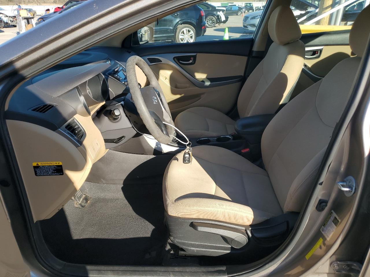 2013 HYUNDAI ELANTRA GL - Image 7