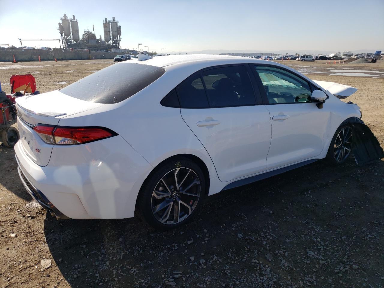 2020 TOYOTA COROLLA SE - Image 3