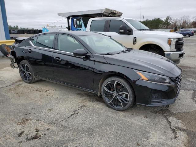 2023 Nissan Altima Sr - Фото 4