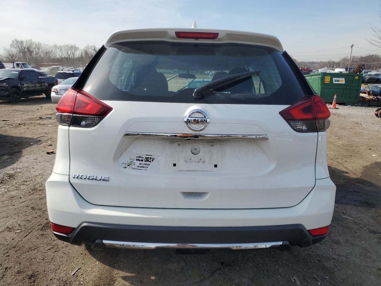 2017 NISSAN ROGUE S - Image 6