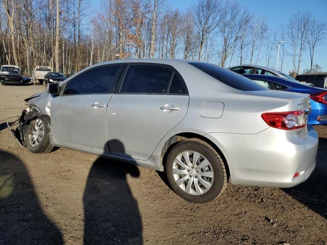 2013 Toyota Corolla Base - Фото 2