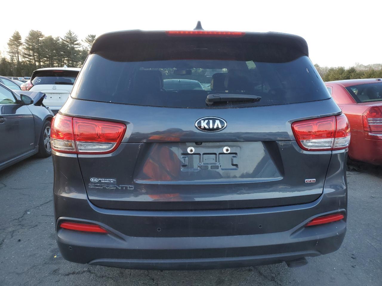 2017 KIA SORENTO LX - Фото 6