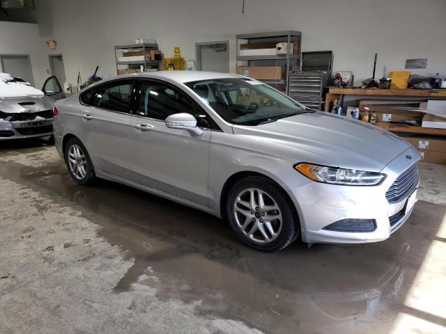 2016 Ford Fusion Se - Фото 4