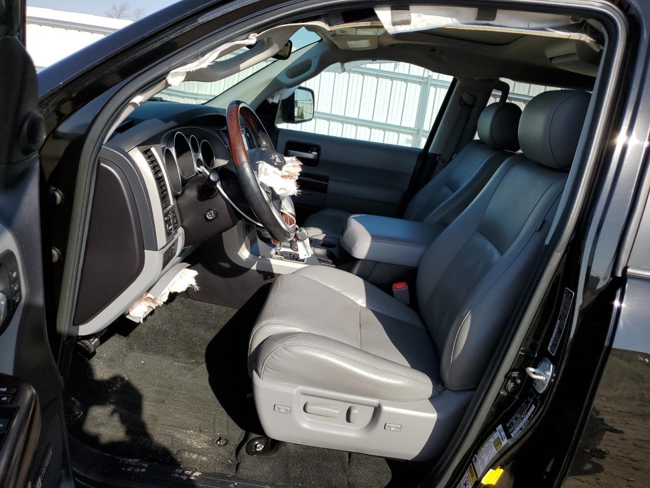 2016 TOYOTA SEQUOIA PL - Image 7