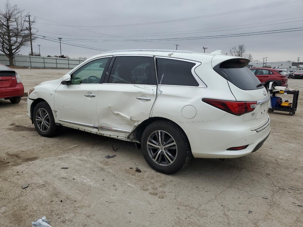 2016 INFINITI QX60 - Фото 2