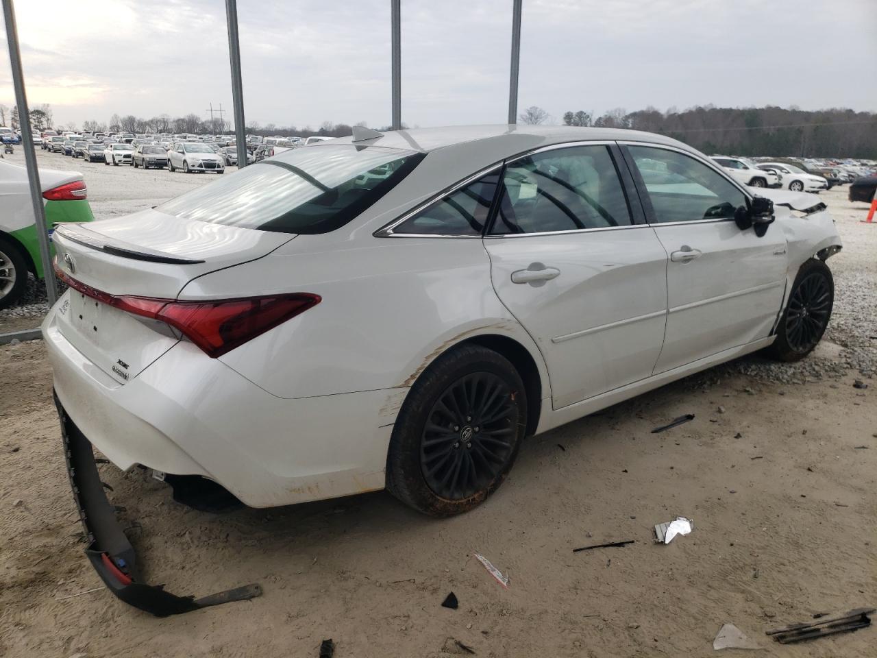 2019 TOYOTA AVALON XLE - Фото 3