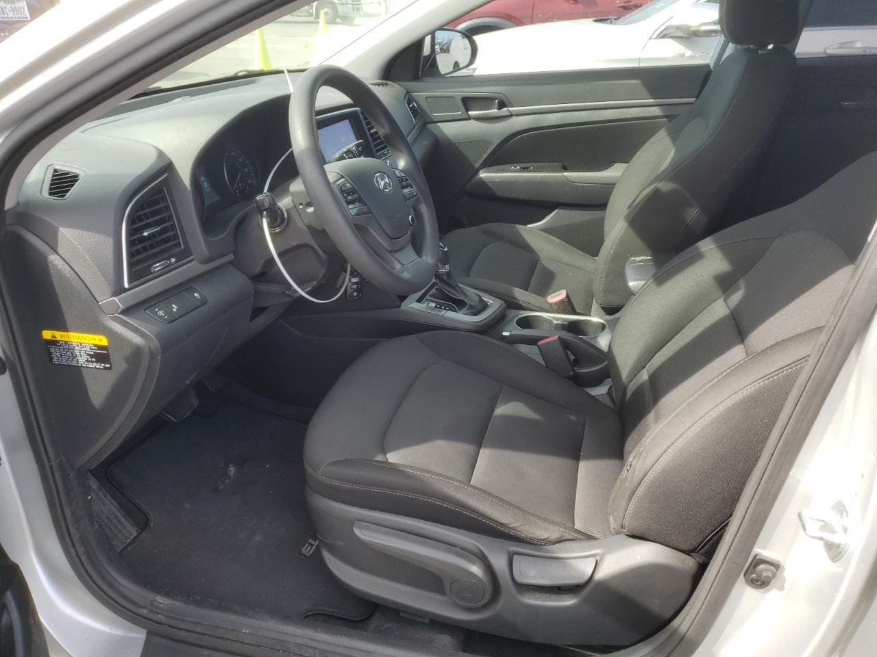 2018 HYUNDAI ELANTRA SE - Фото 7