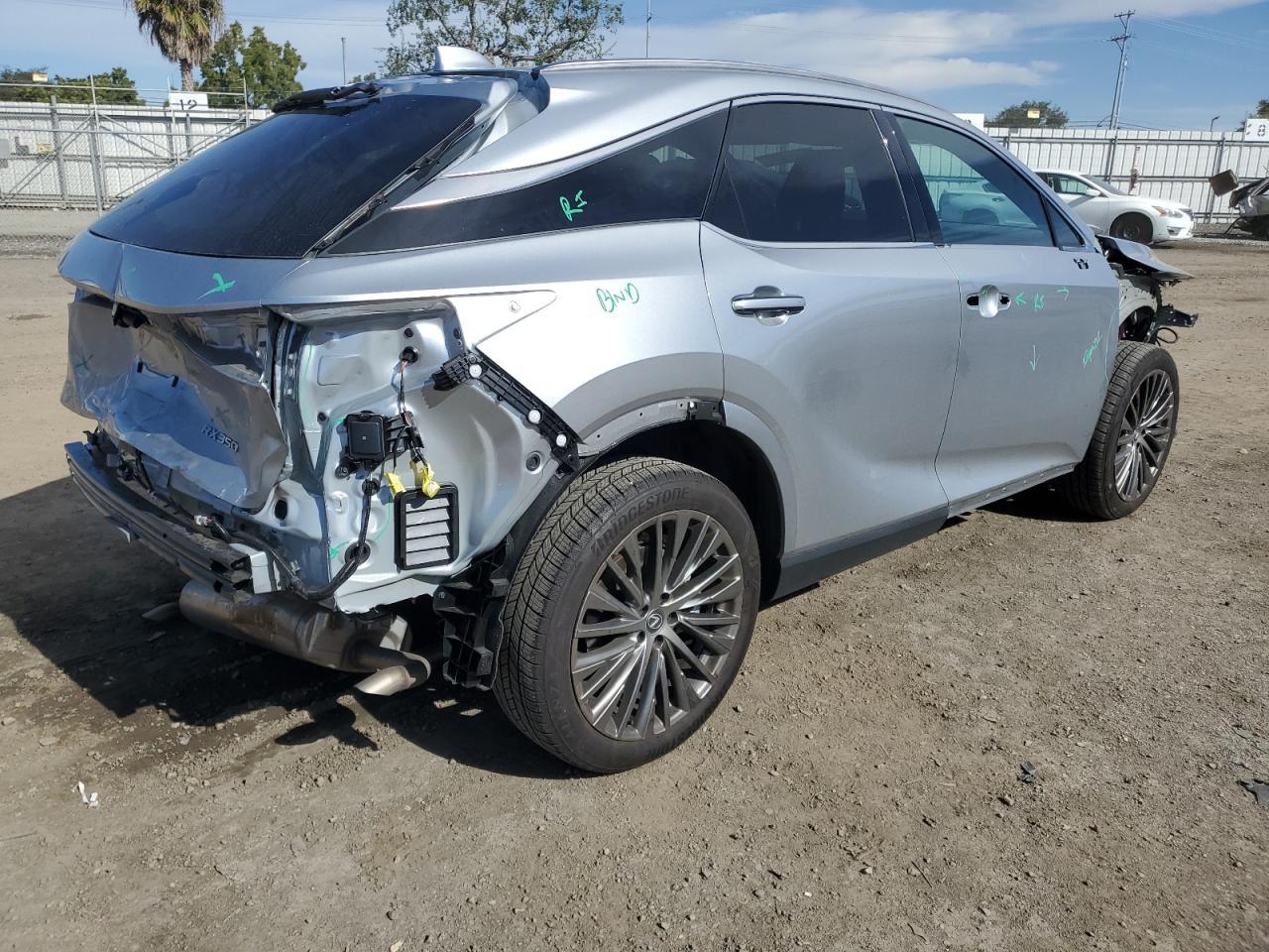 2023 LEXUS RX 350 BAS - Image 3