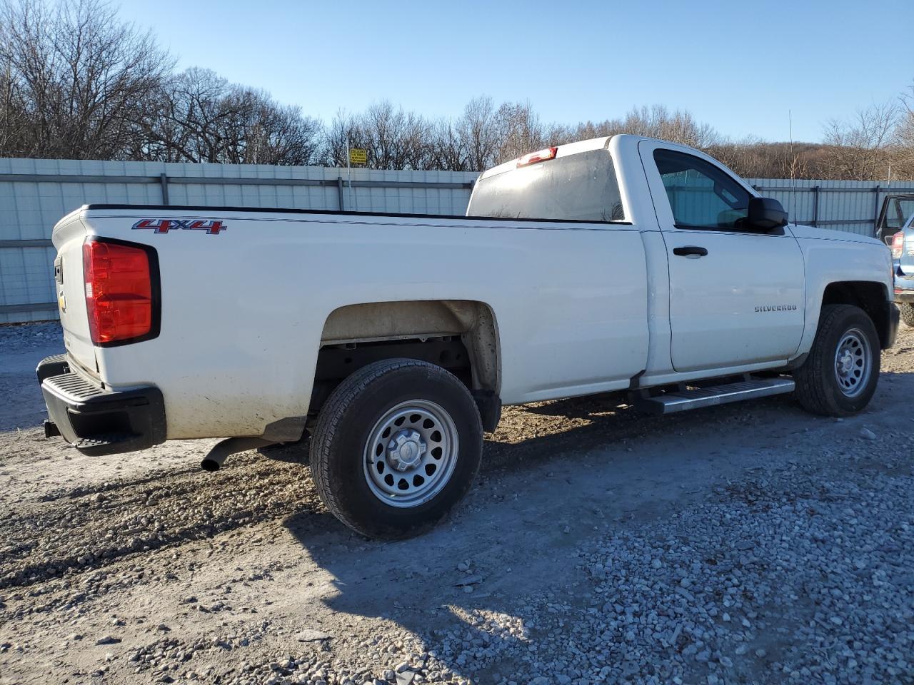 2016 CHEVROLET SILVERADO - Image 3