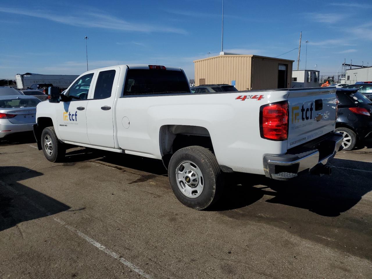 2019 CHEVROLET SILVERADO - Фото 2