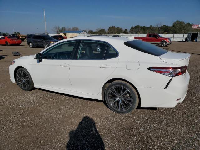 2020 Toyota Camry Se - Фото 2