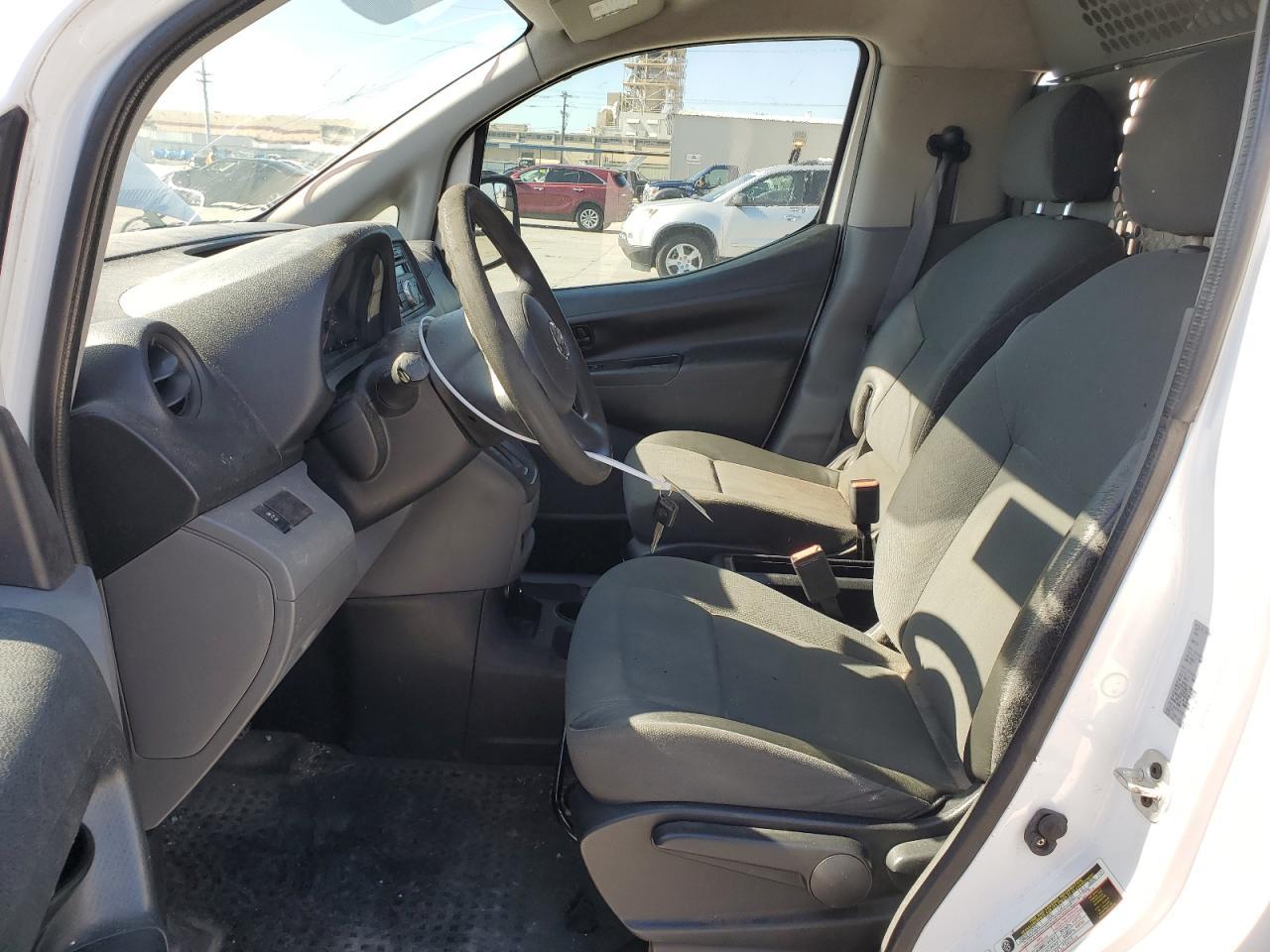 2015 NISSAN NV200 2.5S - Фото 7