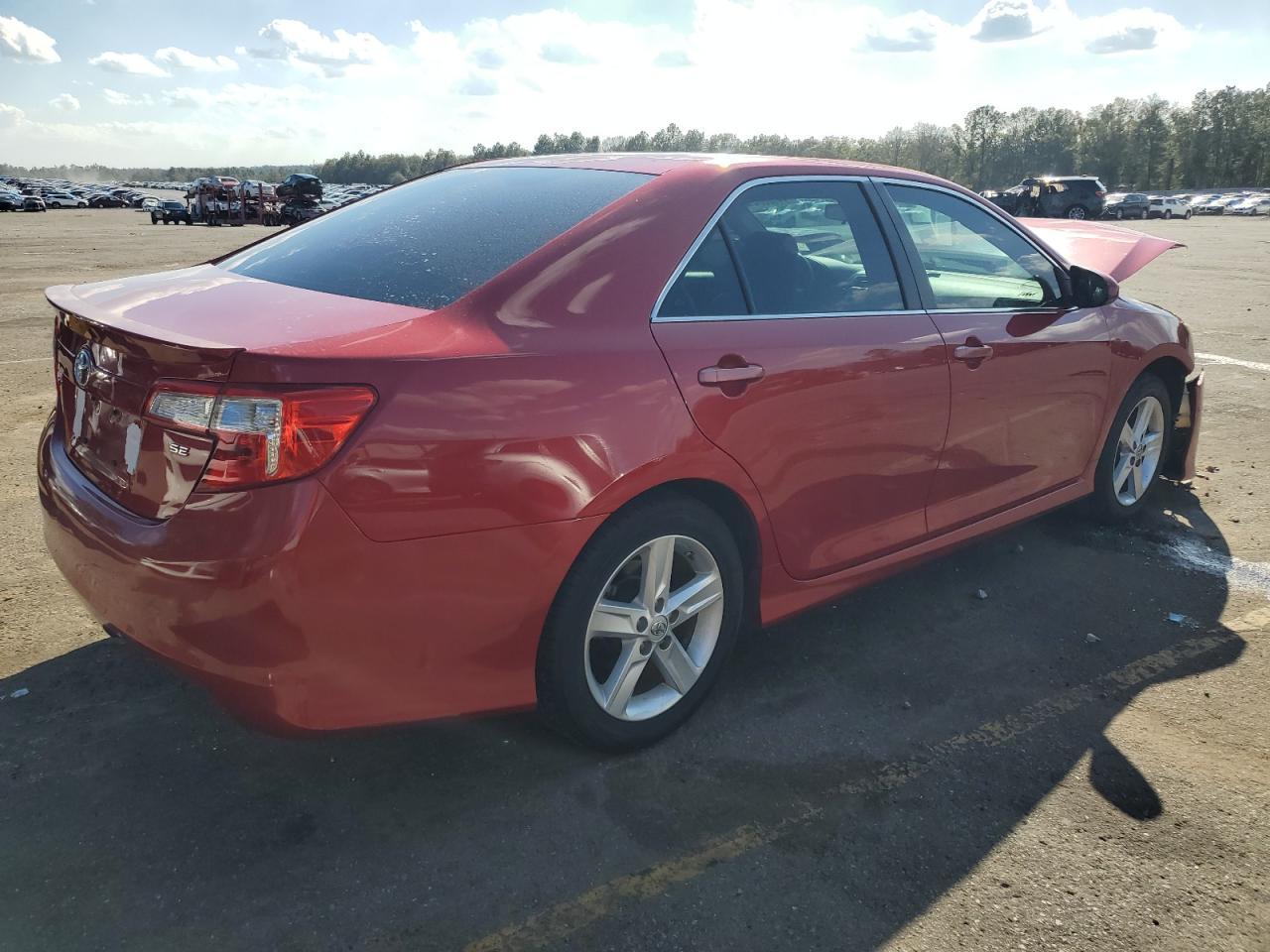 2013 TOYOTA CAMRY L - Фото 3
