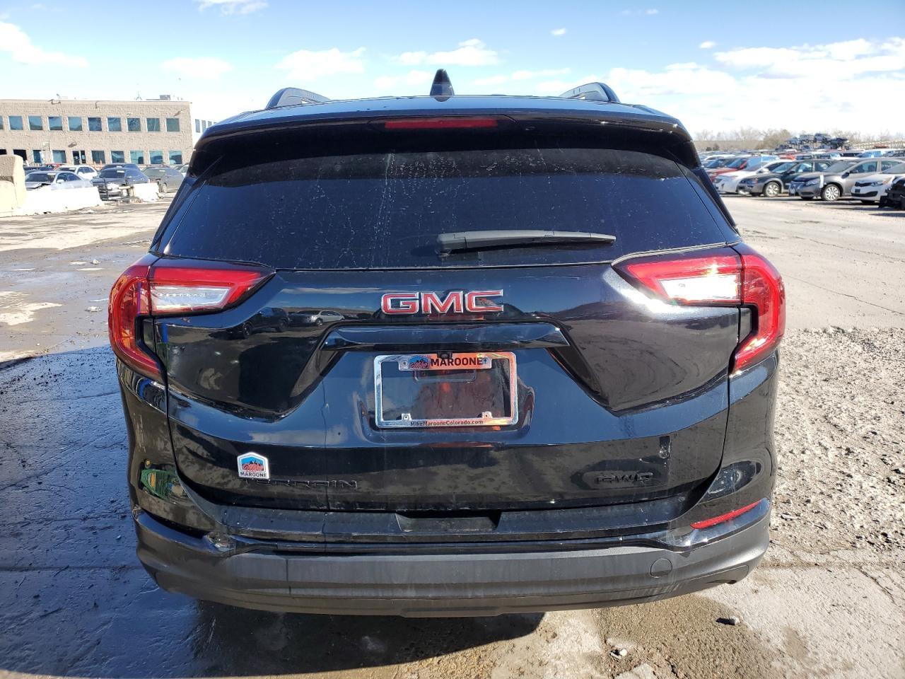 2023 GMC TERRAIN SL - Фото 6