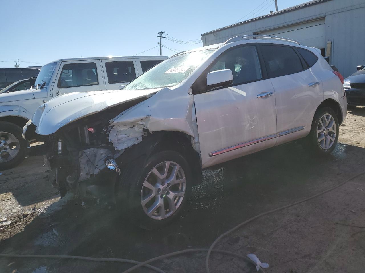 2013 NISSAN ROGUE S