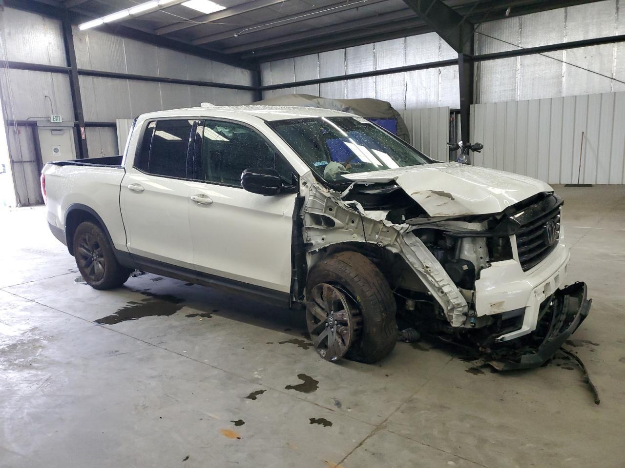 2022 HONDA RIDGELINE - Image 4