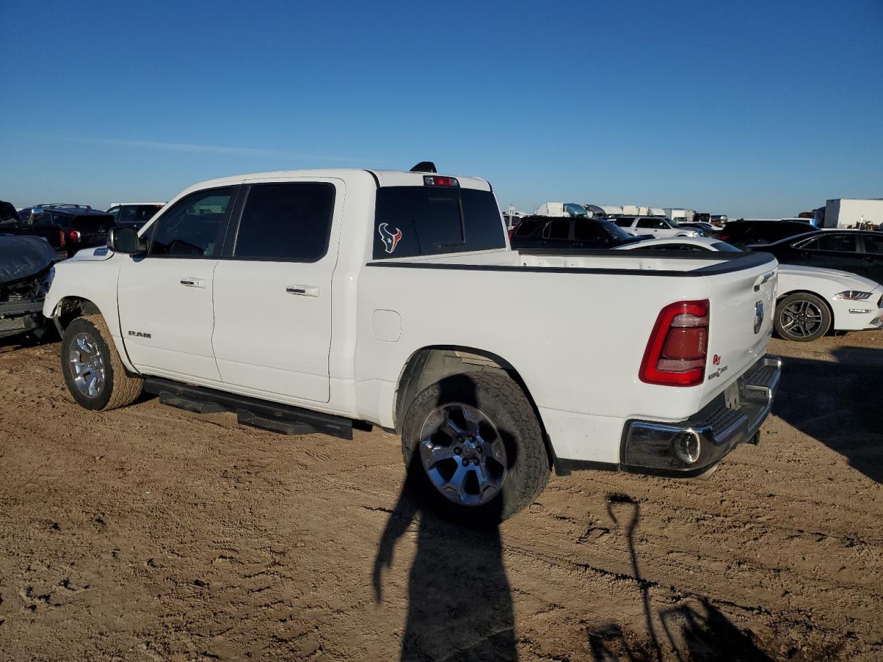 2019 RAM 1500 BIG H - Фото 2