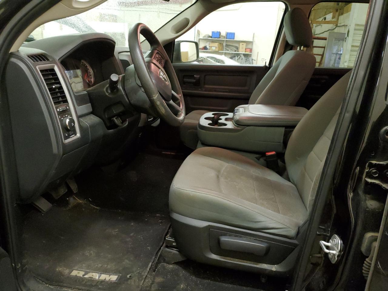 2017 RAM 1500 ST - Image 7