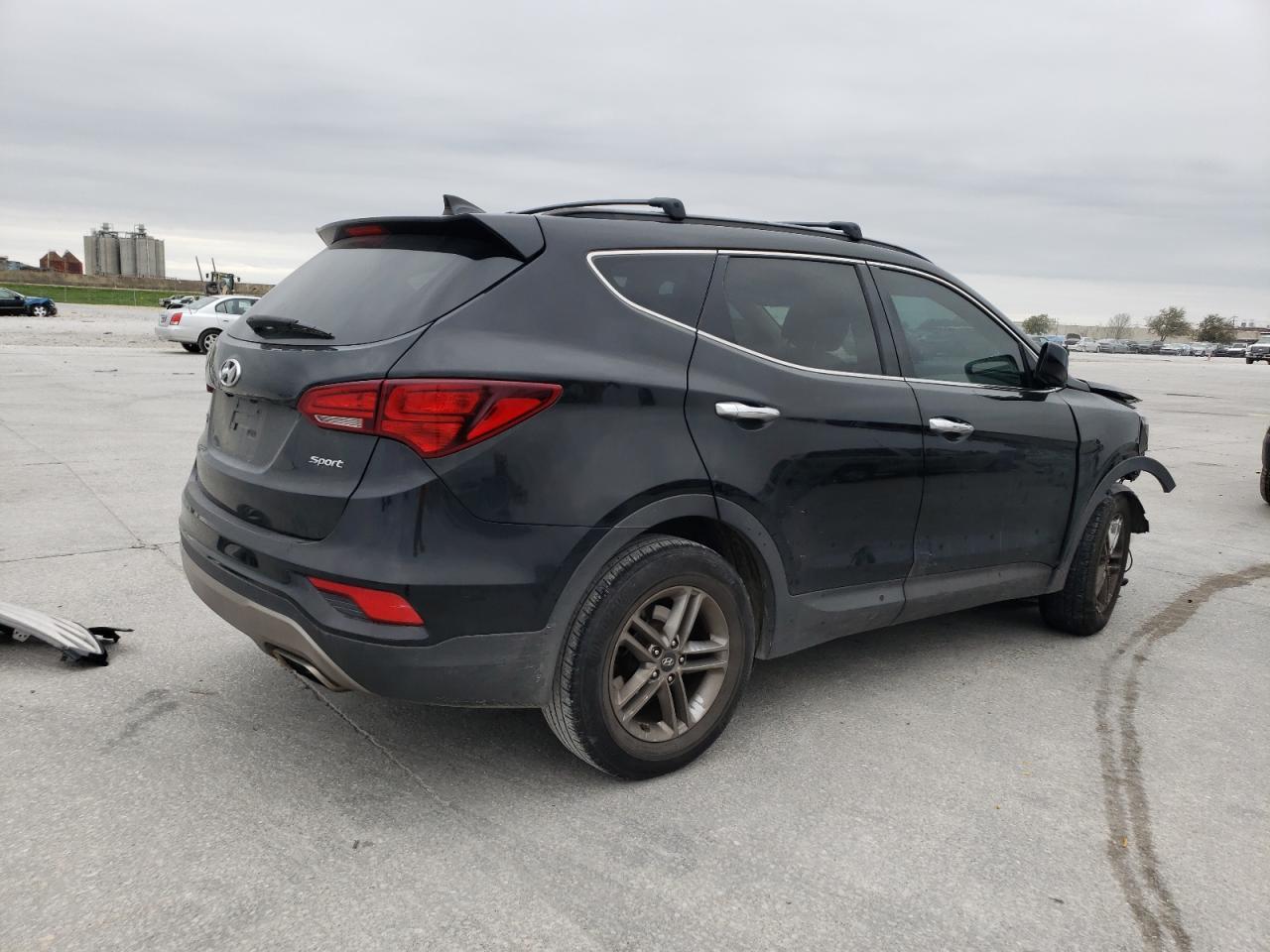 2017 HYUNDAI SANTA FE S - Image 3