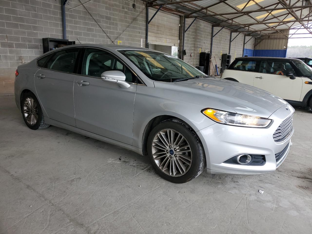 2014 FORD FUSION SE - Image 4