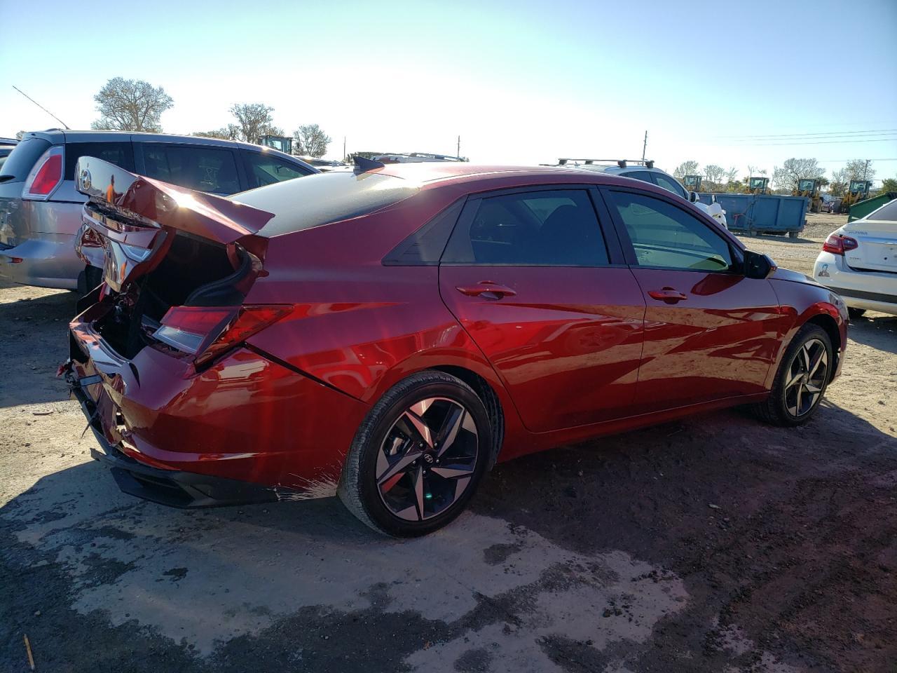 2023 HYUNDAI ELANTRA SE - Фото 3