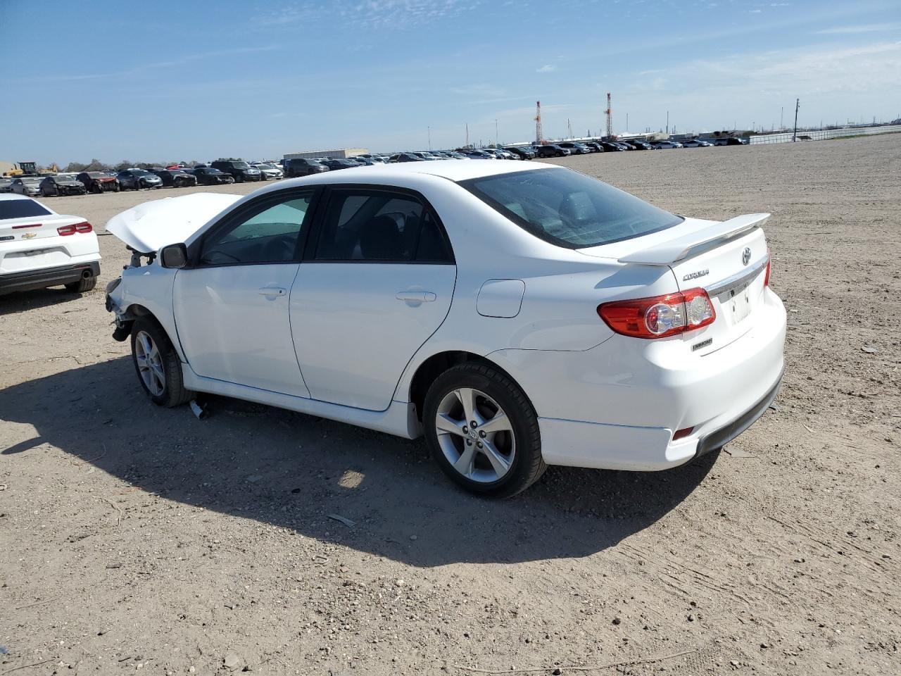 2013 TOYOTA COROLLA BA - Image 2