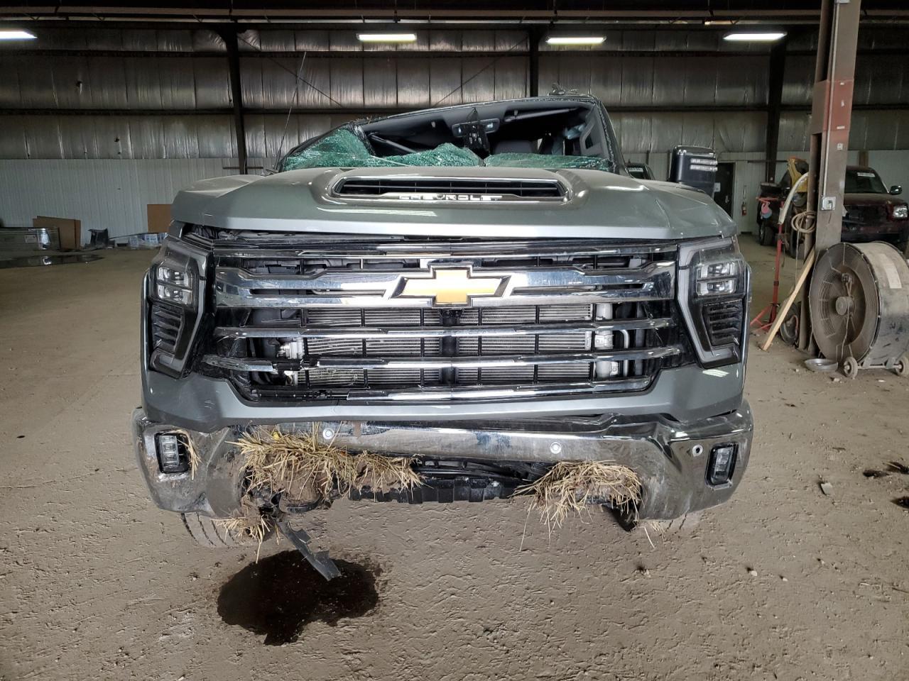 2024 CHEVROLET SILVERADO - Фото 5