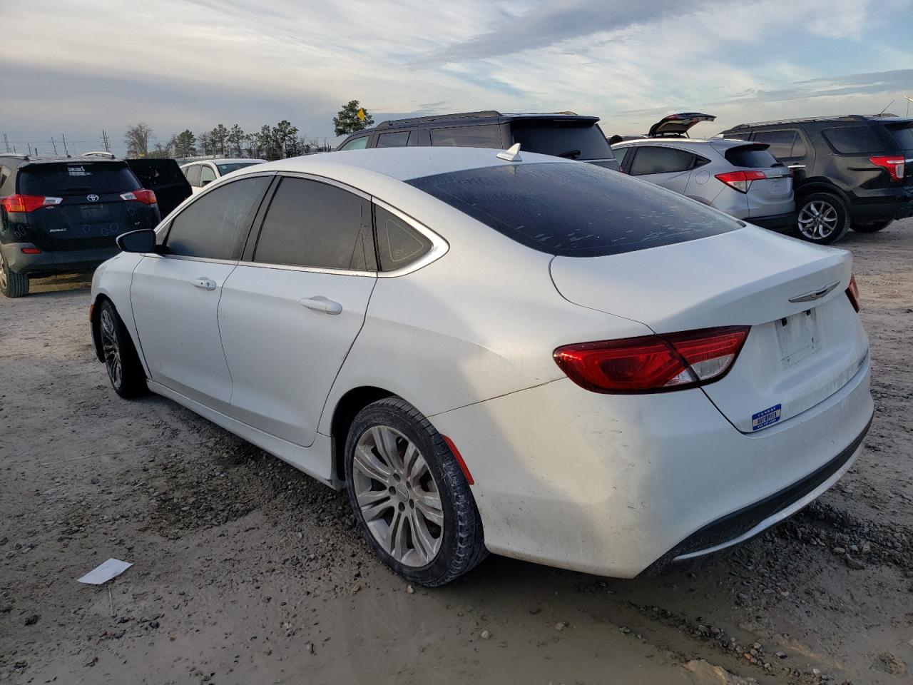 2015 CHRYSLER 200 LIMITE - Image 2