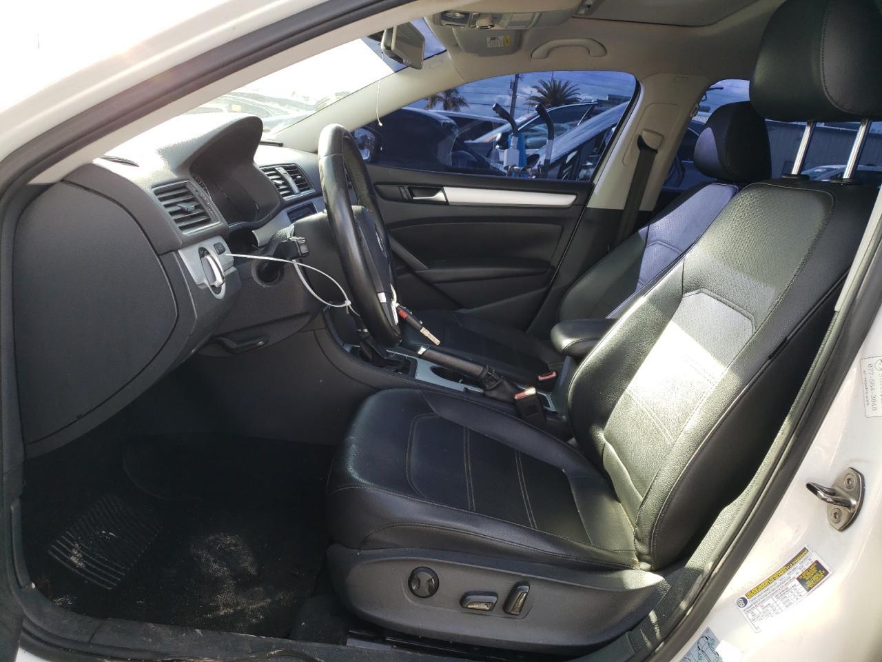2013 VOLKSWAGEN PASSAT SE - Фото 7