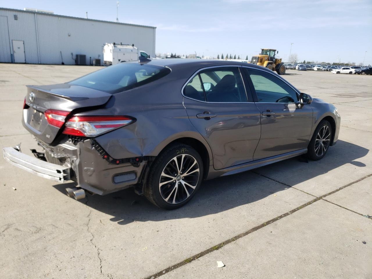2019 TOYOTA CAMRY L - Image 3