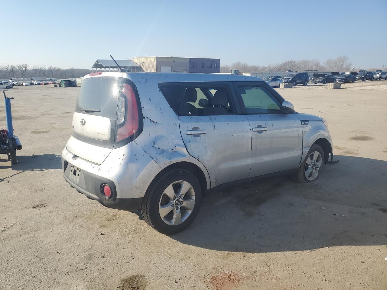 2017 KIA SOUL - Image 3