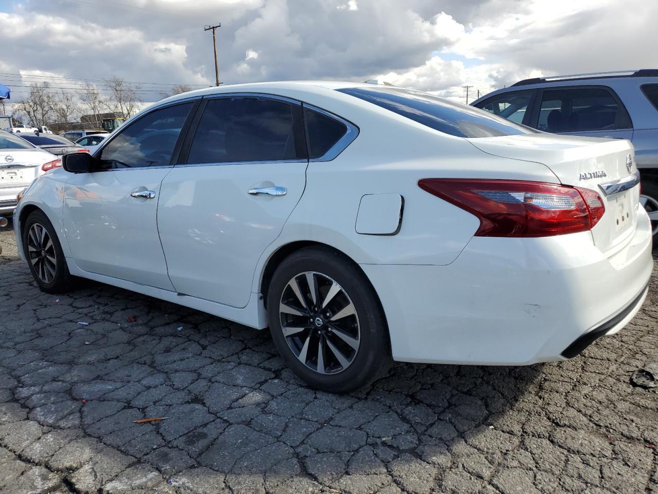 2018 NISSAN ALTIMA 2.5 - Фото 2