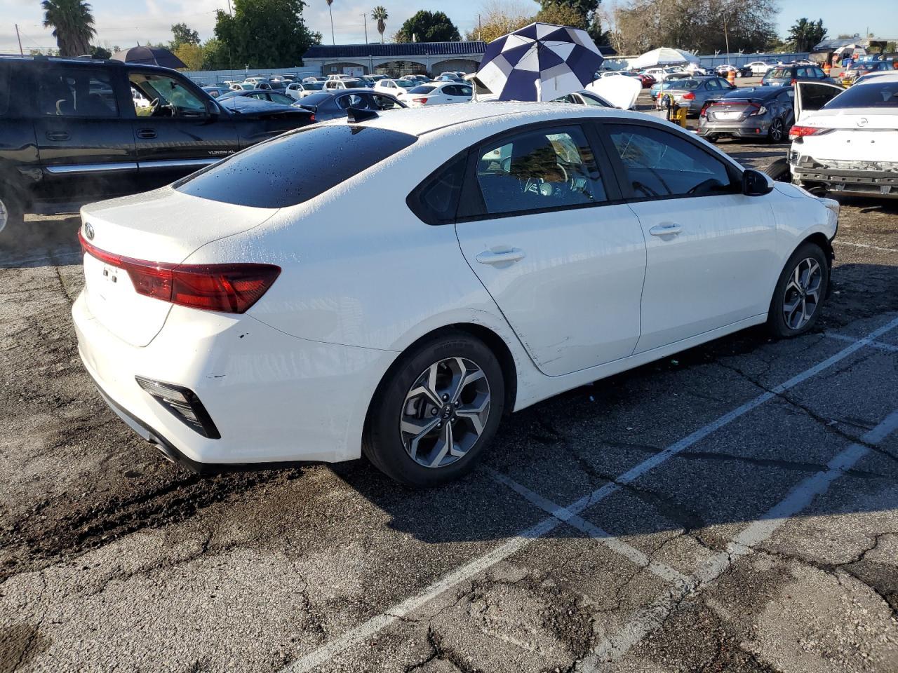 2021 KIA FORTE FE - Image 3