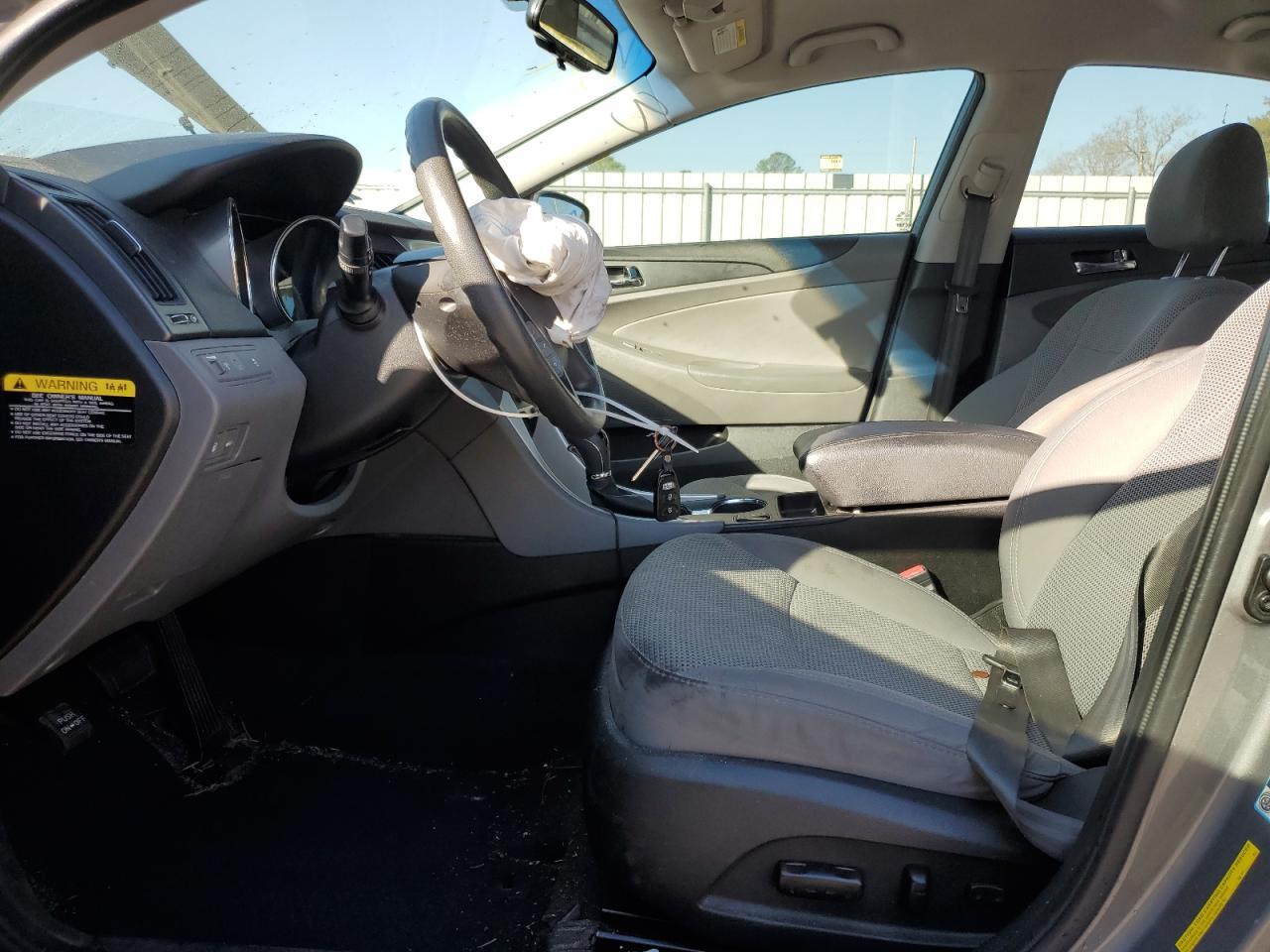 2013 HYUNDAI SONATA GLS - Image 7