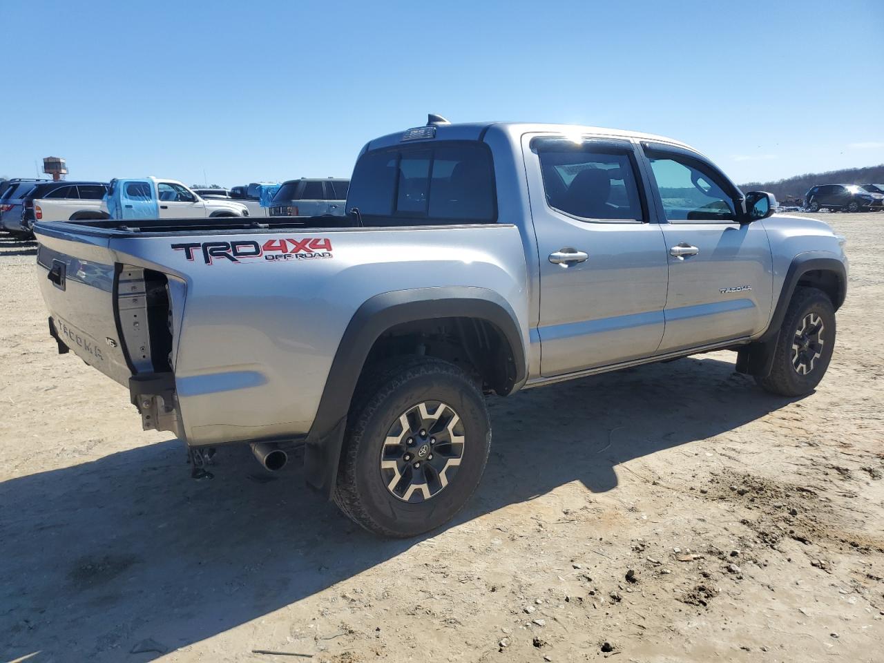2016 TOYOTA TACOMA DOU - Image 3
