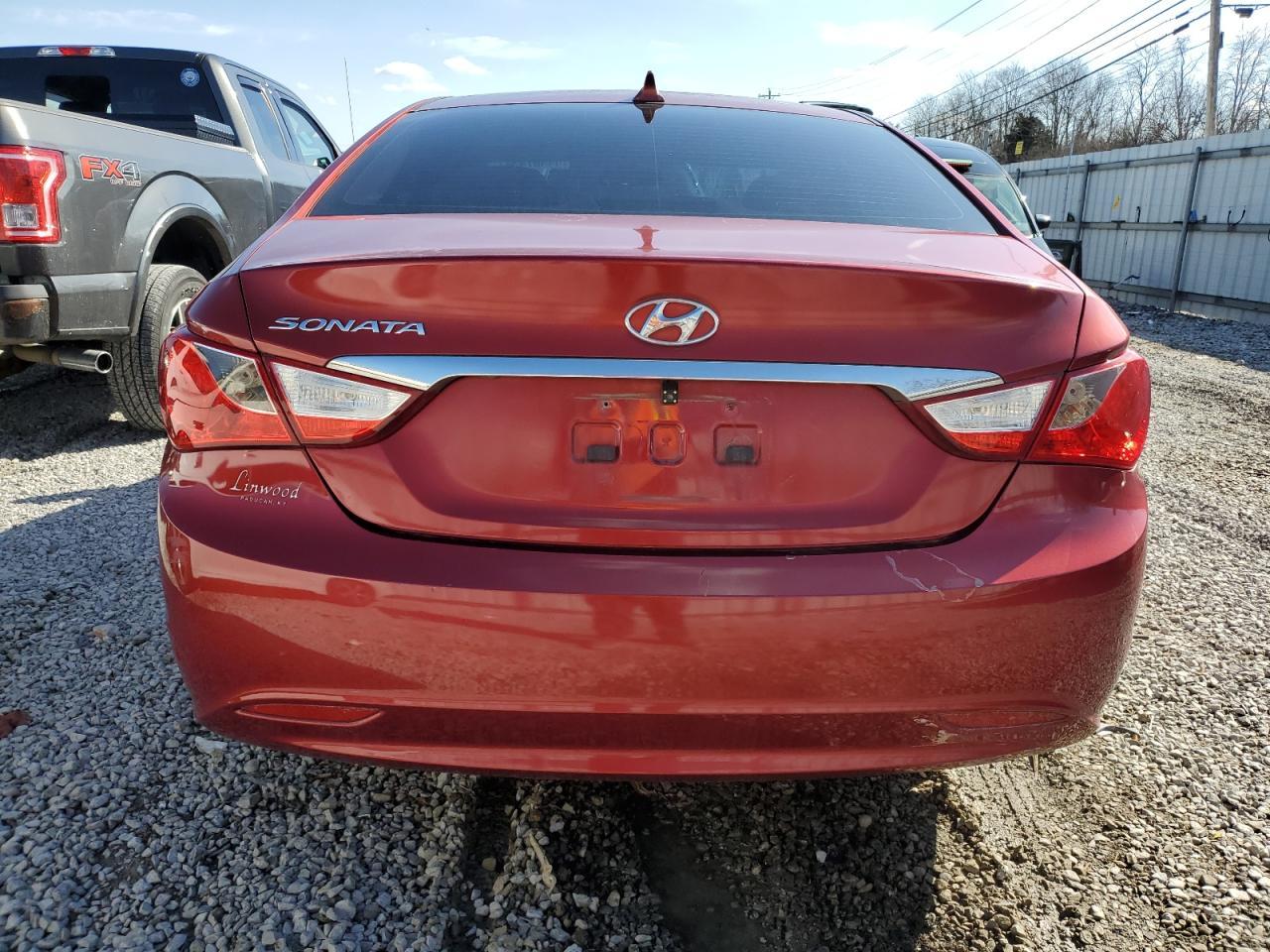 2011 HYUNDAI SONATA GLS - Image 6