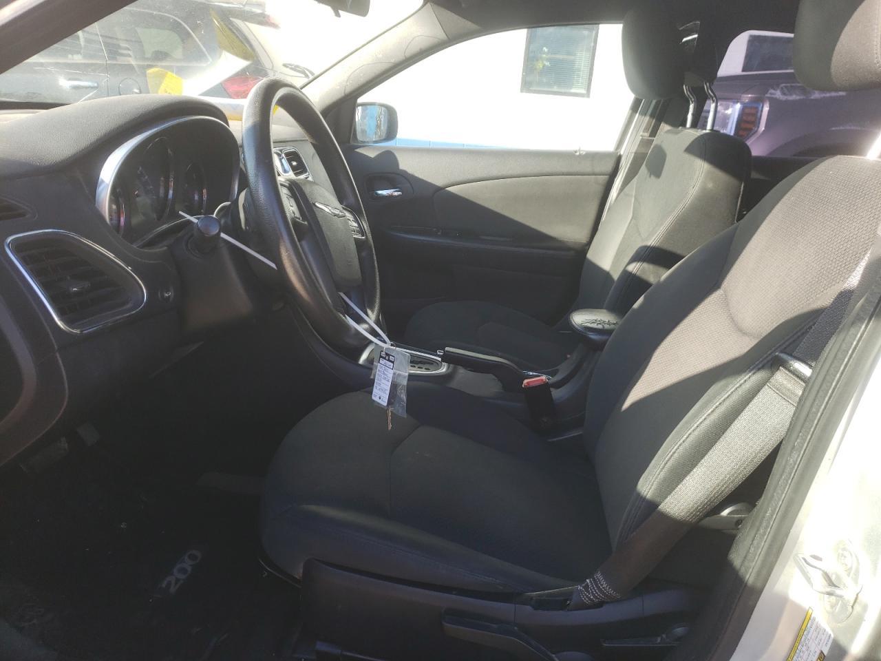 2012 CHRYSLER 200 LX - Image 7