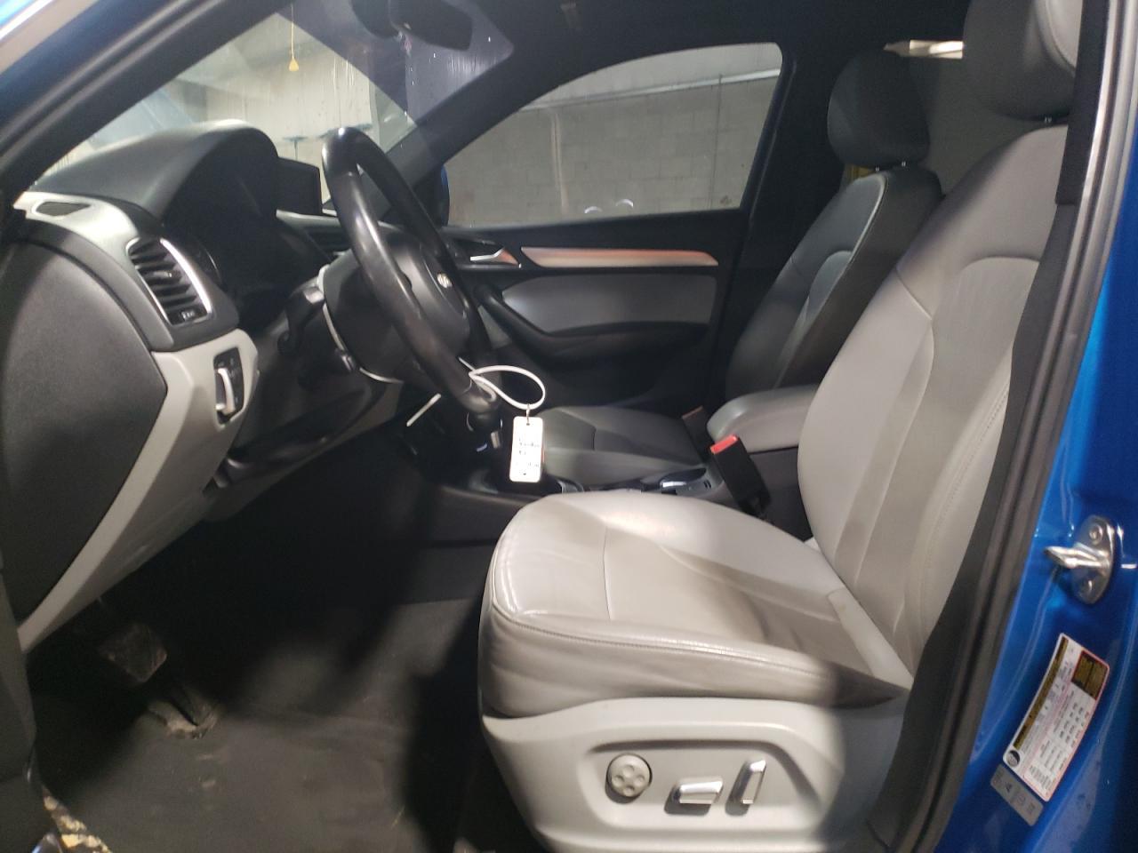 2016 AUDI Q3 PRESTIG - Image 7