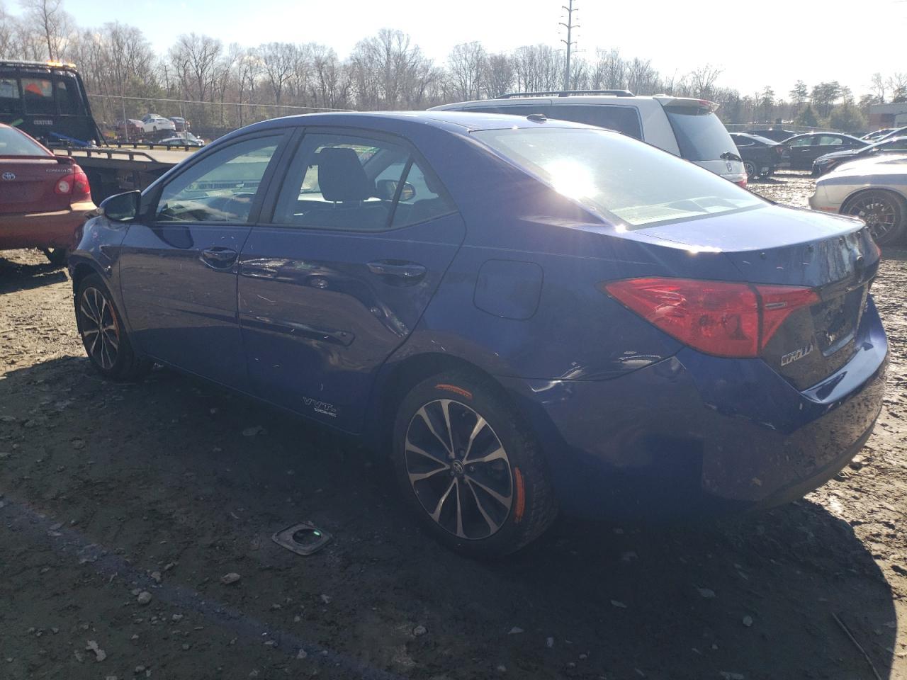 2018 TOYOTA COROLLA L - Фото 2
