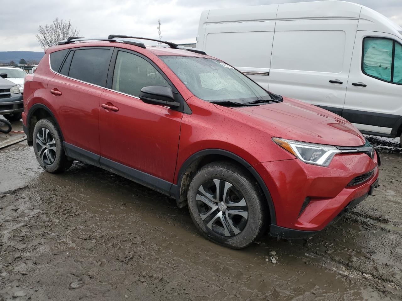 2017 TOYOTA RAV4 LE - Image 4