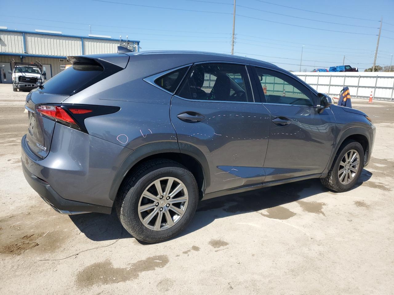 2017 LEXUS NX 200T BA - Фото 3